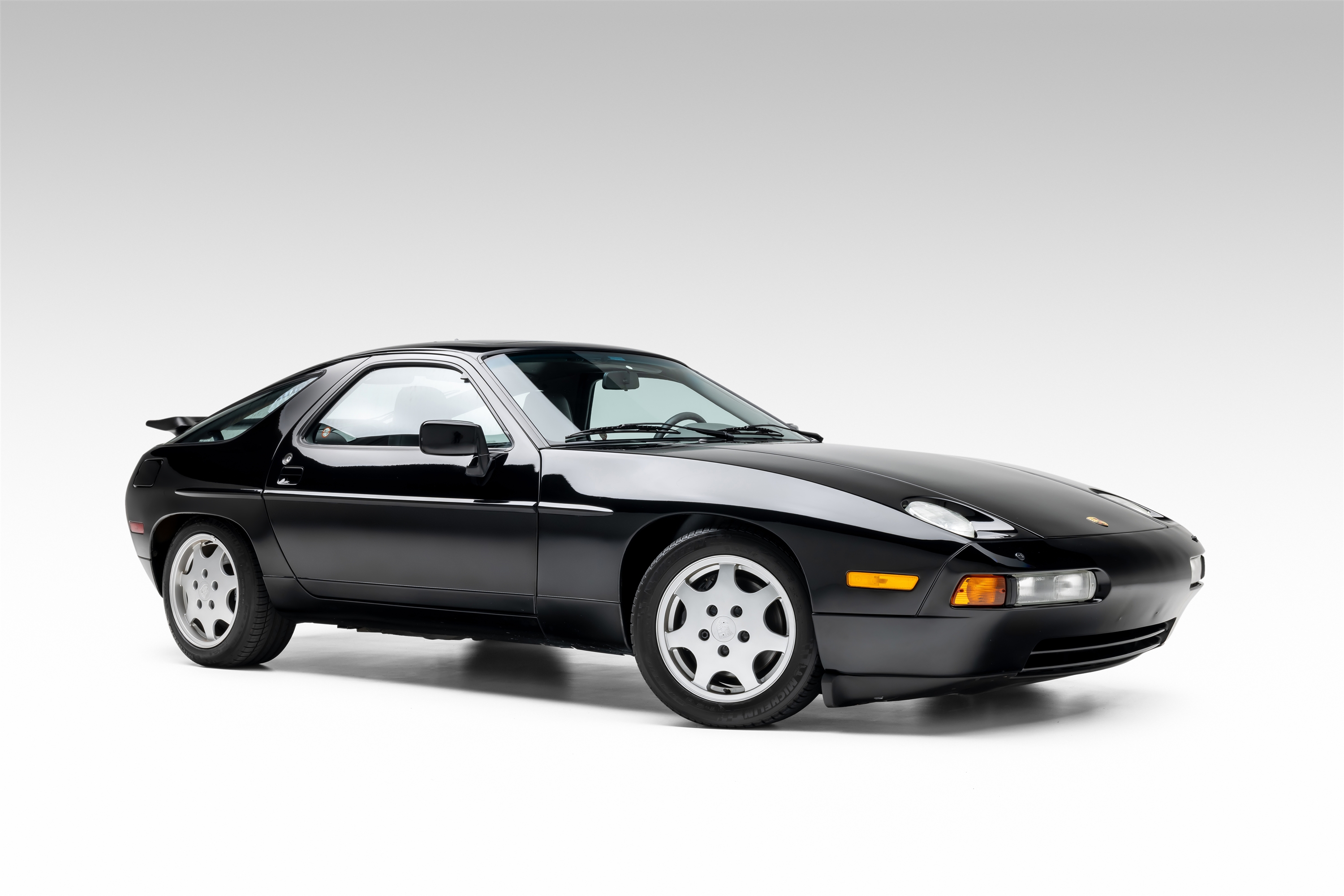 1991 Porsche 928 - Photo 21