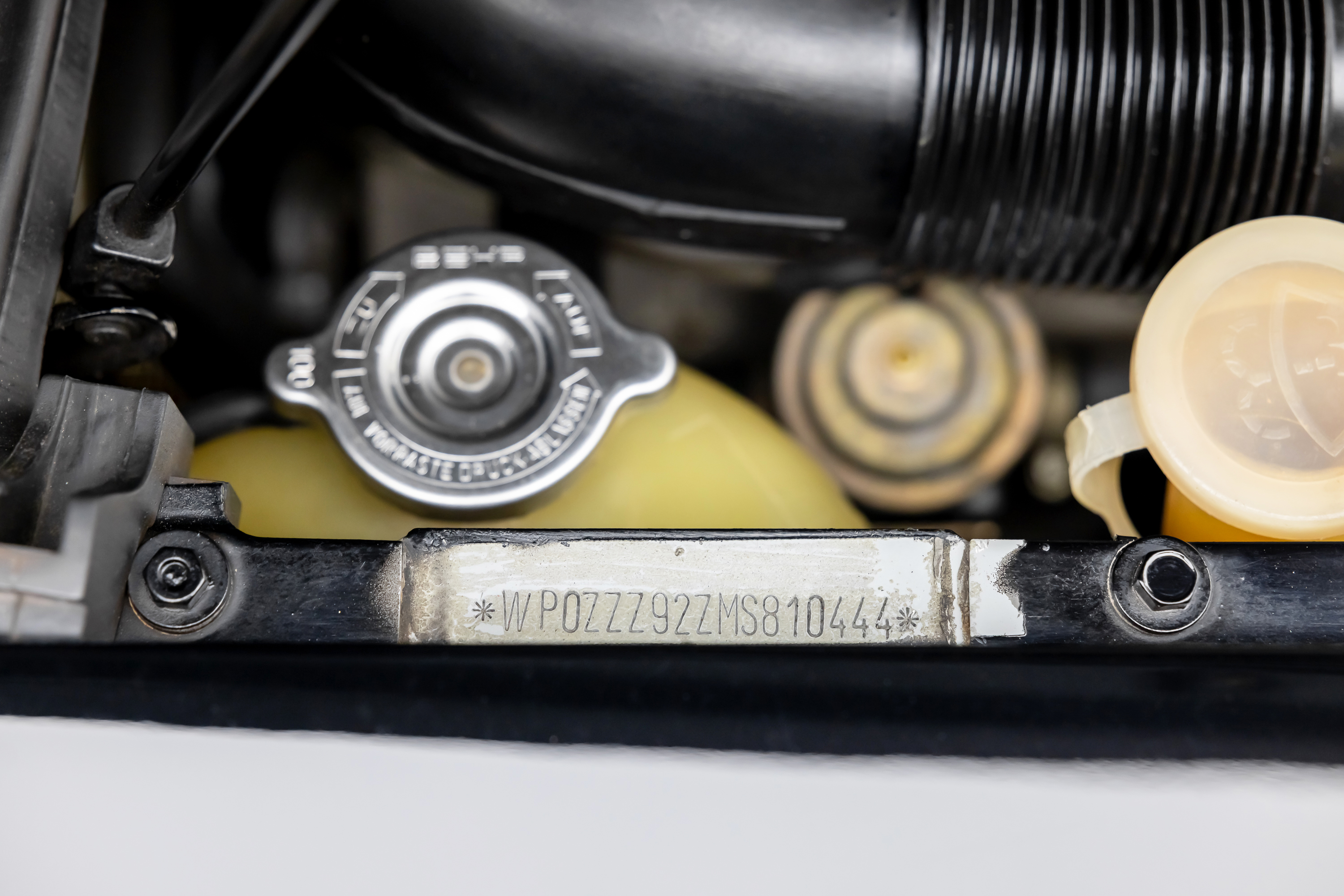 1991 Porsche 928 - Photo 88