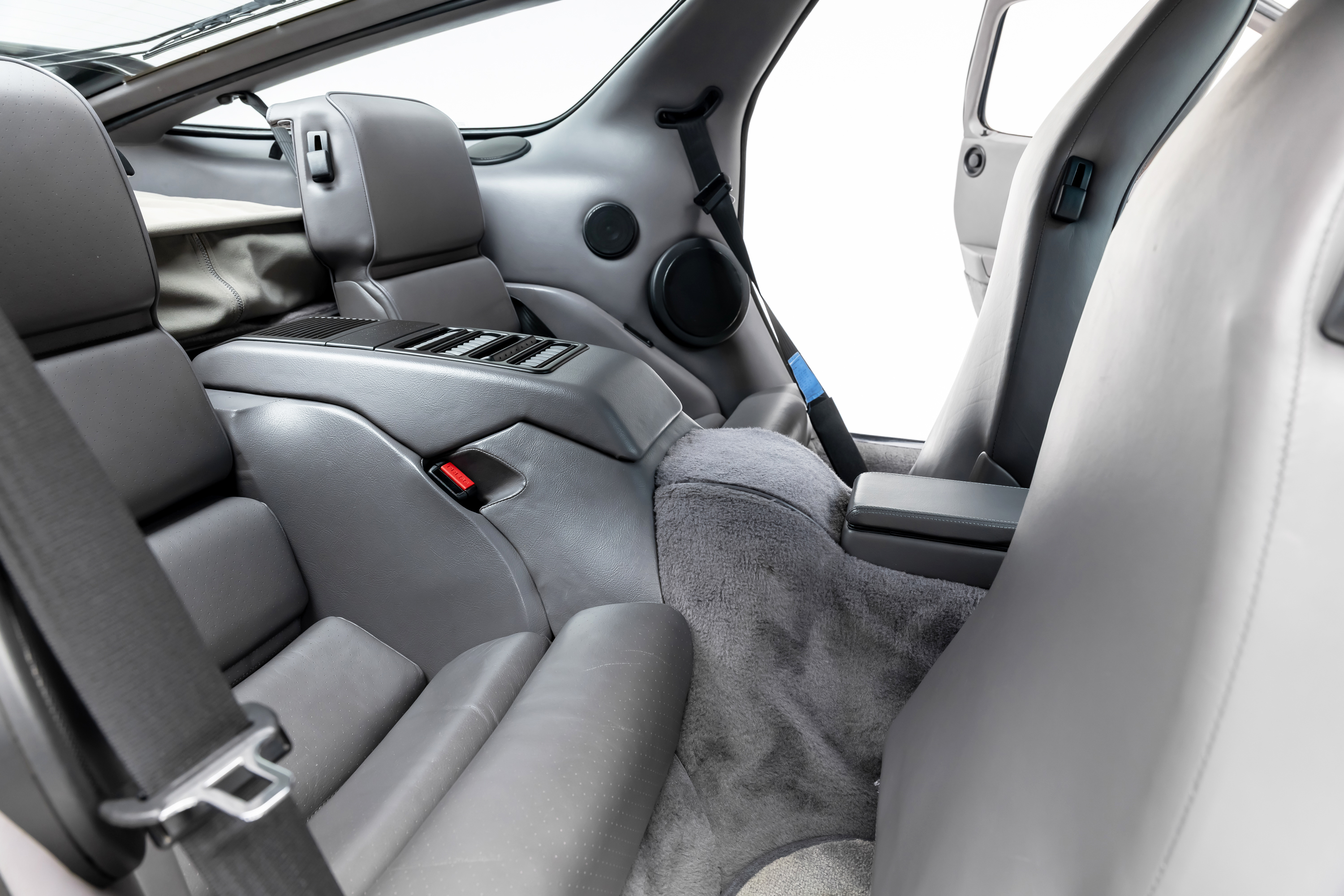 1991 Porsche 928 - Photo 79
