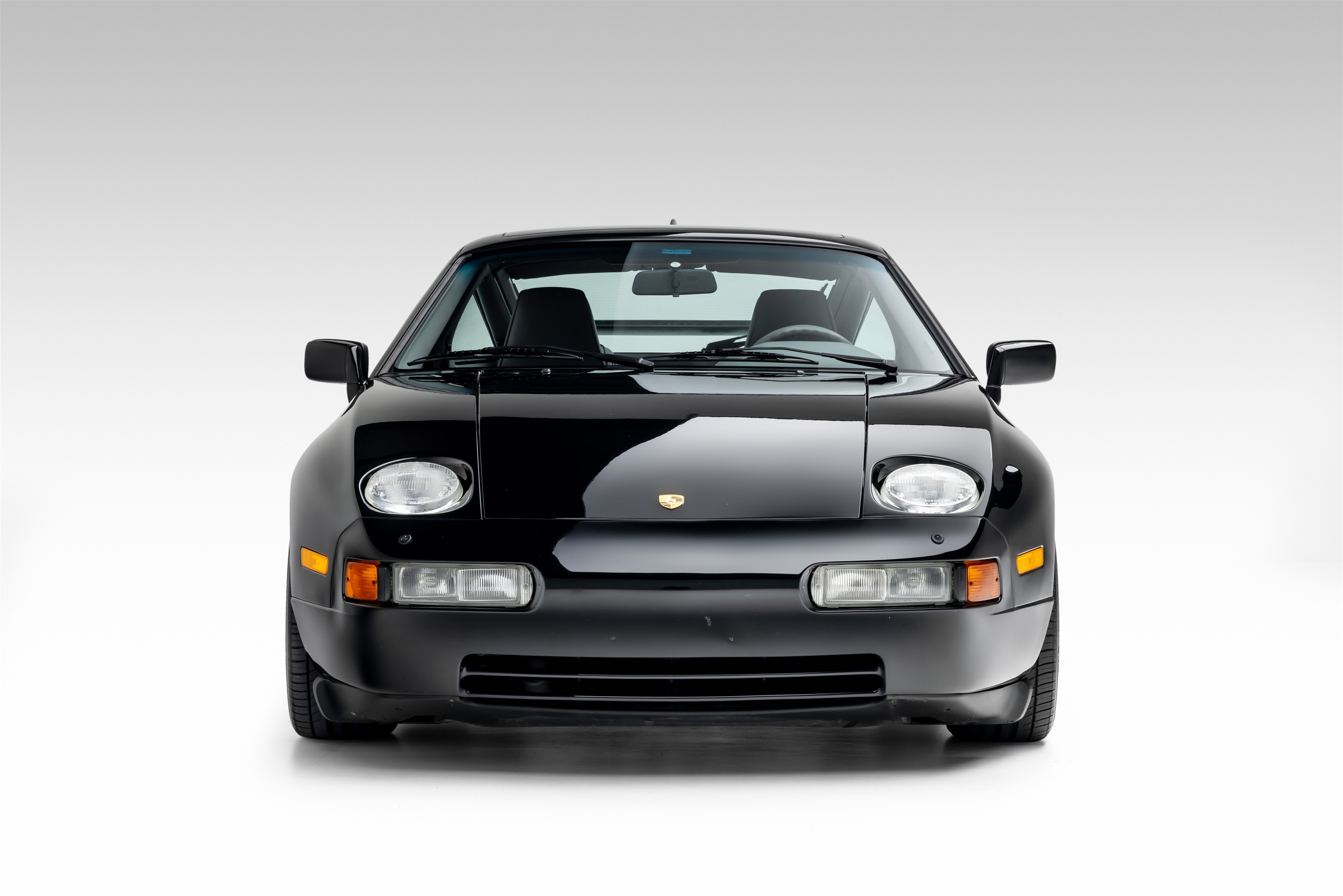 1991 Porsche 928 - Photo 18
