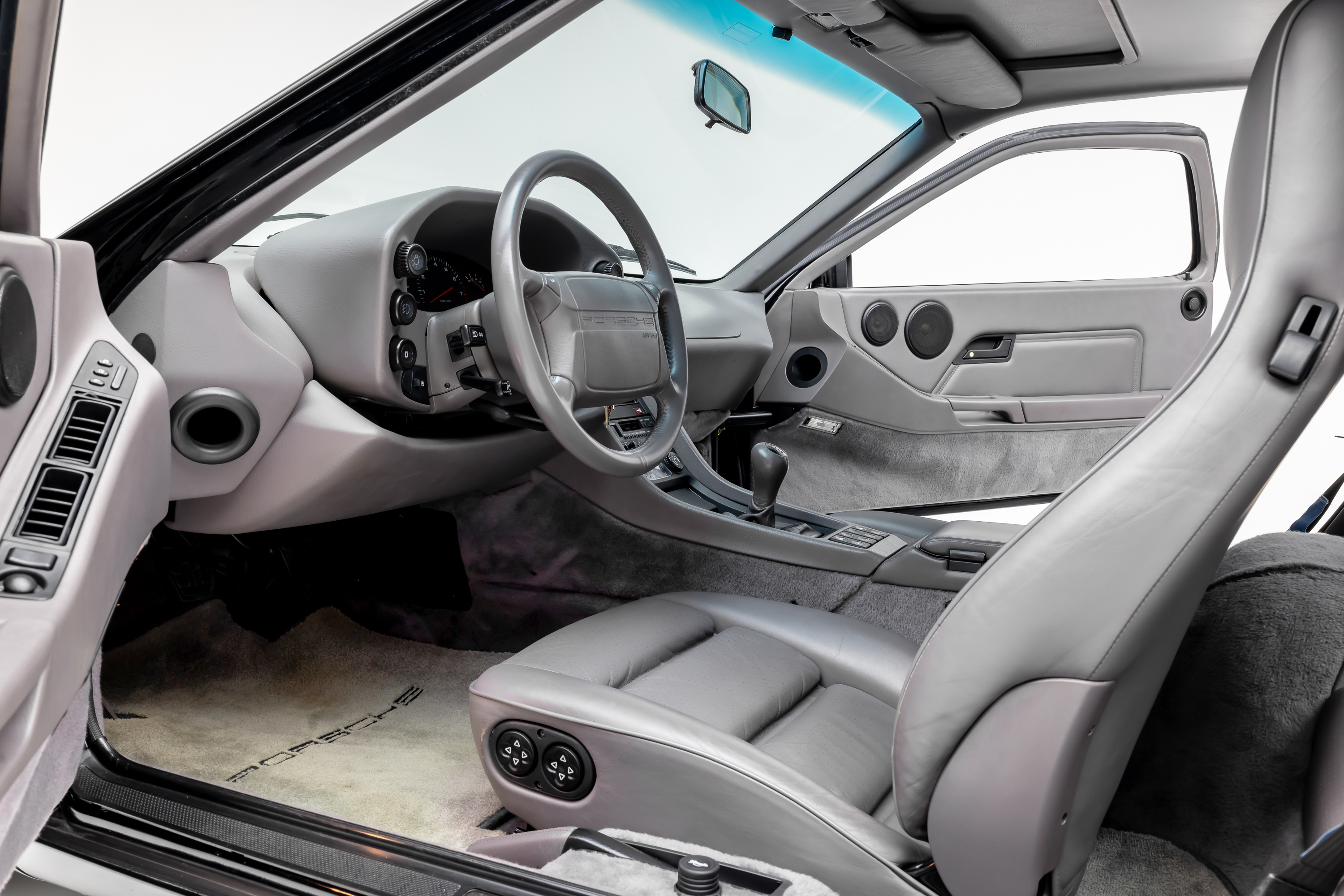 1991 Porsche 928 - Photo 50