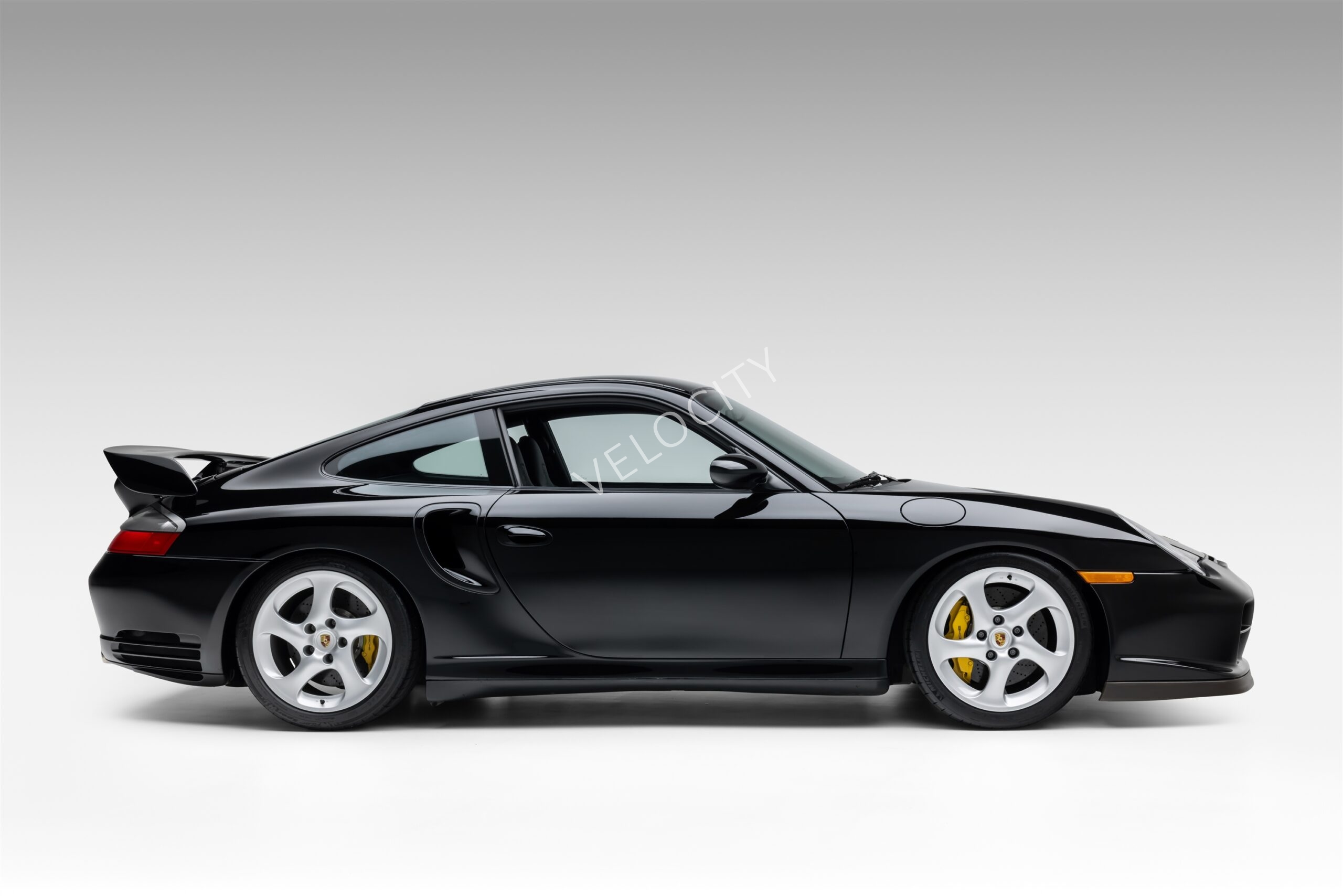 2002 Porsche 911 GT2's photo