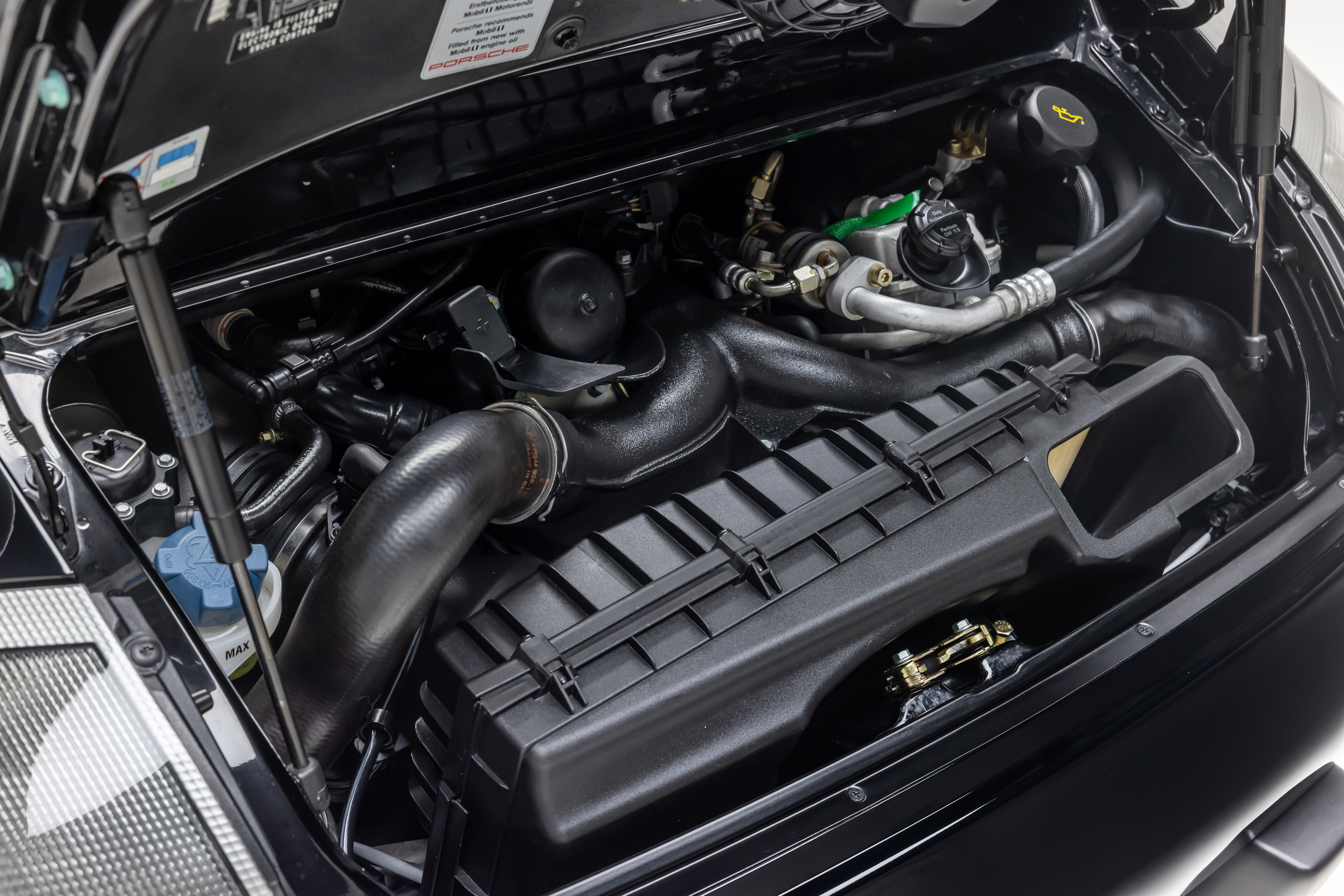 2002 Porsche 911 GT2 - Photo 97